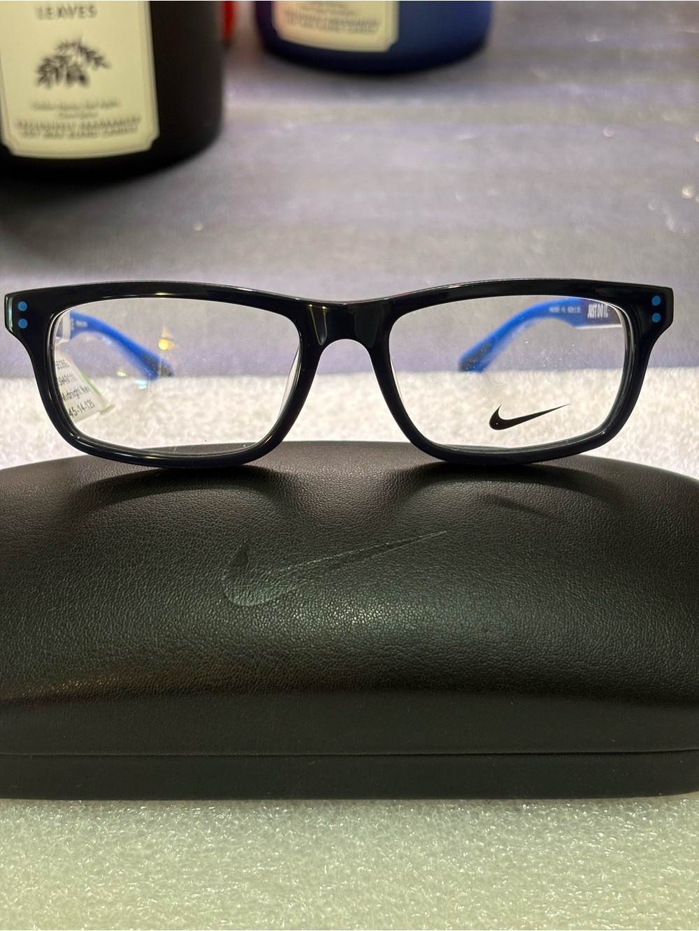 KIDS NIKE EYE GLASSES WITH ORIGINAL CASE AND TAGS NWT.